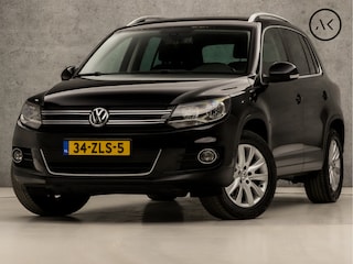 Volkswagen Tiguan 1.4 TSI Sport&Style Higline 161Pk (NAVIGATIE, NAP, CLIMATE, DYNAUDIO, STOELVERWARMING, ALCANTARA, SPORTSTOELEN, CRUISE, PARKEERSENSOREN, GETINT GLAS, NIEUWE APK, NIEUWSTAAT)