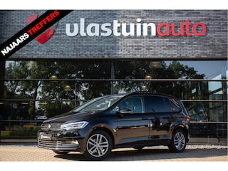 Volkswagen Touran 1.5 TSI Comfortline Business 7p , 7 persoons, Adaptive cruise, Achteruitrijcamera,