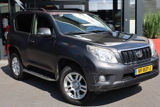 Toyota Land Cruiser 3.0 D-4D 3DRS VX A/T VAN