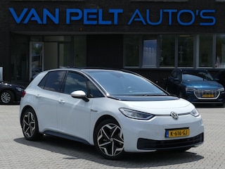 Volkswagen ID.3 First Plus 58 kWh / Trekhaak / Carplay / Stoelverwarming