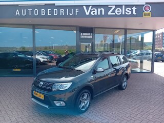 Dacia Logan 0.9 TCe Stepway, Airco, Multimediasysteem, Bluetooth, Navigatie, Cruise control, Parkeersensoren, Camera, Elektrische ramen en spiegels, Centrale vergrendeling met aftandsbediening, Nette auto, 1e eigenaar, Dealer onderhouden, BOVAG