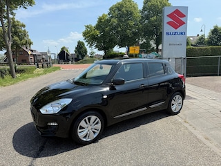 Suzuki Swift 1.2 Select // 1e eigenaar // Door ons nieuw geleverd en onderhouden // Trekhaak // Navi // Rijklaarprijs!
