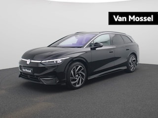 Volkswagen ID.7 Tourer Pro Business 77 kWh 286 PK | 360 Graden Camera | Harman Kardon | Ergo-Active Voorstoelen | 20'' Montreal Velgen | Dodehoeksensoren | Stoelverwarming Voor + Achter | Driving Profiles |