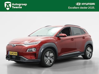 Hyundai Kona EV Fashion 64 kWh | Afneembare trekhaak | Navigatie | Camera