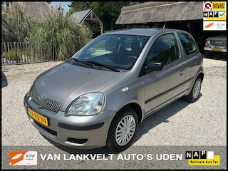 Toyota Yaris 1.0 VVT-i Idols