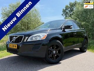 Volvo XC60 3.0 T6 AWD Summum Automaat | Panoramadak | Leder | Camera | Key-Less | Elektr. stoelen | Clima | PDC | Cruise | LED |