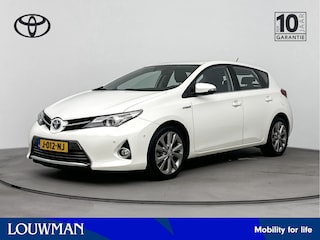 Toyota Auris 1.8 Hybrid Executive Limited | Parkeersensoren V+A | Navigatie | Airco | Cruise Control | Voorstoelen Verwarmd |
