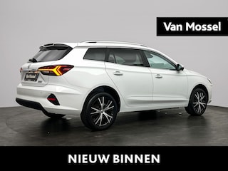 MG 5 Electric Long Range Luxury 61 kWh Super Voordeel – OP = OP - 7 jaar garantie – Rijklaar – Boek je afspraak