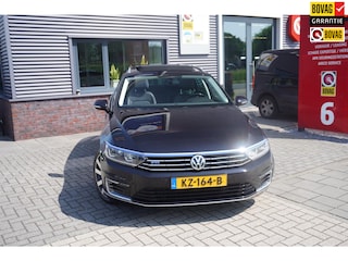Volkswagen Passat Variant 1.4 TSI GTE Connected Series Plus / Panoramadak / Adaptieve Cruise / Winterwielen