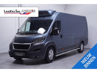 Peugeot Boxer 2.0 BlueHDI 165 pk L4H2 Koel-Vries Auto Dag/Nacht Navi, Camera, Trekhaak, Airco, Sidebars, 3-Zits
