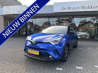 Toyota C-HR 1.8 Hybrid Style Ultimate, meest complete versie, 1e eigenaar, Nederlandse auto, door ons geleverd en onderhouden. Rijklaarprijs inclusief Toyota Pechhulp en Toyota Garantie.