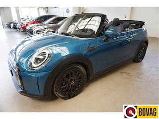 Mini Cooper Cabrio 1.5 Maximized Navi Stoelverw. Camera DAB Blis Incl. afleverbeurt en 12 Bovag garantie