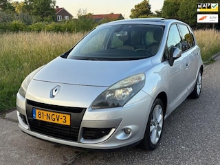 Renault Scénic 1.4 TCE Celsium ECC Audio-CD/MP3 Navi LMV 17" Cruisecontrol ESP PDC Panoramadak TCS Trekhaak Dealeronderhoud Nw Apk