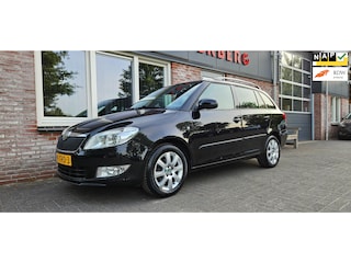 Skoda Fabia Combi 1.2 TSI Style Trekhaak! Airco! Cruise Control! NAP!