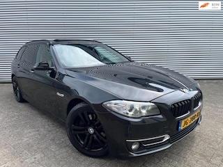 BMW 5-serie Touring 520d High Executive|Pano|Leder|Navi|Cruise|Trekaak|