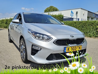 Kia Ceed 1.4 T-GDi AUTOMAAT! Camera! Apk 1-2027! Zondag OPEN!