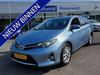 Toyota Auris Touring Sports 1.6 16v 132pk Now | 1ste Eigenaar + Origineel NL | Clima | Cruise | Pdc V+A | Elek.Ramen+Spiegels | Mistlampen | 16''lm