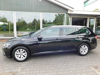Volkswagen Passat 1.5TSI 150PK DSG BUSINESS!! All- in Prijs!!