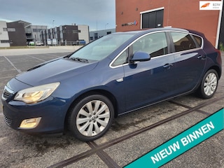 Opel Astra 1.4 Turbo Cosmo