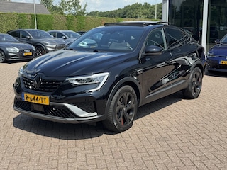 Renault Arkana 1.6 E-Tech Hybrid 145 R.S. Line / Trekhaak / Panoramadak / Camera / Leder / 18'' / Bose / Keyless / Sfeerverlichting / Navigatie / Dodehoek / DAB / ACC / Stoelverwarming