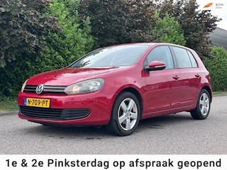 Volkswagen Golf 1.2 TSI Highline BlueMotion 5DR*Clima*Dealer onderhouden*LM velgen*Parkeersensoren*