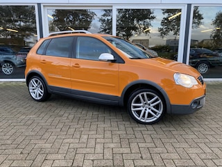 Volkswagen Polo 1.4-16V Cross 50% deal 2.475,- ACTIE Schuif-Kantel dak / Cruise / LMV / Clima