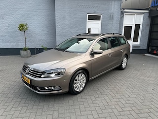 Volkswagen Passat Variant 1.8 TSI | PANO | NAVI | AUTO INPARKEREN | MF STUUR |