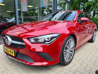 Mercedes-Benz CLA Shooting Brake 180 Luxury Line
