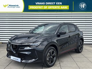 Alfa Romeo Junior 1.2 Turbo Hybrid 136pk eDCT6 Ibrida Speciale Uniek voordeel! Navigatie | Camera | LED Koplampen | Voorruit verwarming | Elektrische achterklep