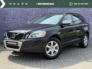 Volvo XC60 2.0 T5 Kinetic | Trekhaak | Parkeersensoren | All Season Banden | High Performance audio | Bluetooth |