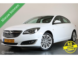Opel Insignia 1.6 T Edition - NAVI-AIRCO-ZEER NETJES- MEENEEMPRIJS
