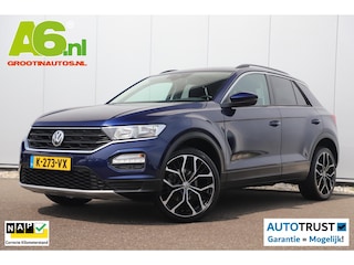 Volkswagen T-Roc 1.5 TSI Style 150PK DSG Automaat 18 inch Bicolor Velgen Stoelverwarming Clima Adaptive Cruise Parkeersensor