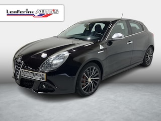 Alfa Romeo Giulietta 1.7 TBi Quadrifoglio Verde clima 2 zones, Verwarmbare voorstoelen, 17" LMV en Cruise Control