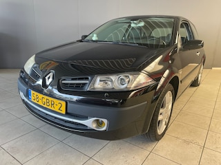 Renault Mégane 1.6-16V Tech Line 2e eigenaar, full options, schitterende uitvoering Nieuwe APK