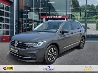 Volkswagen Tiguan 2.0 TDI DSG LIFE PANO-DAK/TREKHAAK/NAVI/CARPLAY/ACC/PDC/STOELVERW