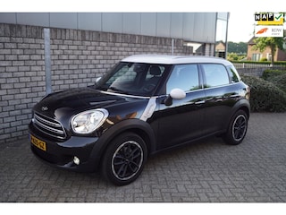 Mini Countryman 1.6 Cooper Chily 123 PK Half Leder Sportstoelen Clima Cruise Xenon PDC 4x Elektrische Ramen LMV 17 Inch.