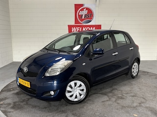 Toyota Yaris 1.3 VVTi Aspiration, Volledig dealer onderhouden,Climate control, Cruise control, Trekhaak, Isofix, In hoogte verstelbare stoel, 3 maanden garantie