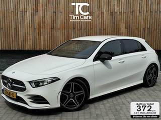 Mercedes-Benz A-klasse 200 AMG-styling Automaat | Widescreen Navi | Stoelverwarming | Getint glas | Metallic lak | Parkeersenoren voor en achter | Achteruitrijcamera