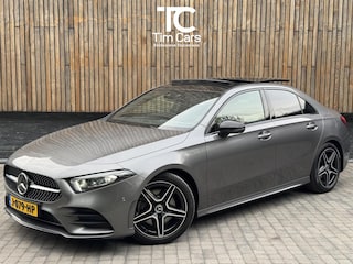 Mercedes-Benz A-klasse 220 AMG 190pk Automaat | Panoramadak | LED Matrix verlichting | Sfeerverlichting | Night Pakket | Sportstoelen elektrisch verstelbaar | Draadloze telefoonlader | Parkeersensoren voor en achter | Achteruitrijcamera