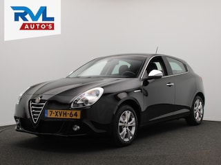 Alfa Romeo Giulietta 1.4 T Distinctive Lusso Automaat Leder Navigatie Climate-control Cruise * Origineel Nederlands *