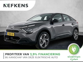 Citroën C4 EV You 50 kWh 136pk | Navigatie via Apple Carplay / Android Auto | Achteruitrijcamera | Climate Control | Cruise Control | Parkeersensoren | DAB+ radio | Armsteun | Stof/kunstlederen comfortstoelen | Volledig digitaal instrumentenpaneel | Lage kilometerstand!! | 18” lichtmetalen velgen |