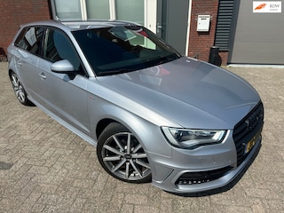 Audi A3 Sportback 1.2 TFSI Adrenalin Sport / Navi / Leder / PDC / 18 inch