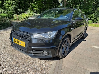 Audi A1 1.4 TFSI S edition S Line exterieur en S Line interieur PDC ECC