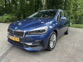 BMW 2-serie Tourer 216i High Executive Panoramadak Leer LED Camera