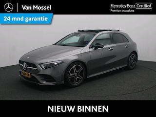 Mercedes-Benz A-klasse 180 Business Solution AMG Panorama Dak / Keyless / Sfeerverlichting / Parkeer Camera / Stoelverwarming /