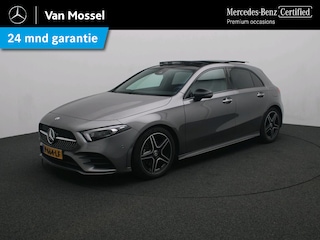 Mercedes-Benz A-klasse 180 Business Solution AMG Panorama Dak / Keyless / Sfeerverlichting / Parkeer Camera / Stoelverwarming /