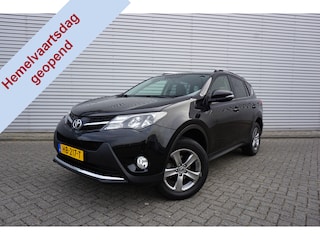 Toyota RAV4 2.0 Dynamic 4WD - AUTOMAAT- Airco / Navi / Cruise / Elektr. ramen / Trekhaak / NAP