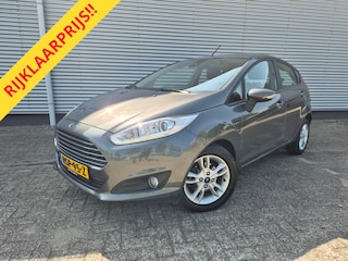 Ford Fiesta 1.0 Titanium Airco,parkeersensoren achter,lichtmetalen wielen,