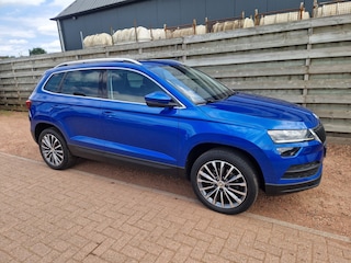 Skoda Karoq 1.0 TSI Business Edition Camera, Trekhaak