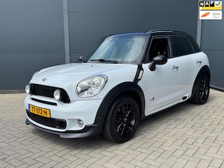 Mini Countryman 1.6 Cooper S ALL4 / Pano / Leer / Automaat